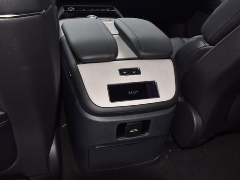 New 2025 Lincoln Navigator L Reserve w/ Jet Appearance Package image 19