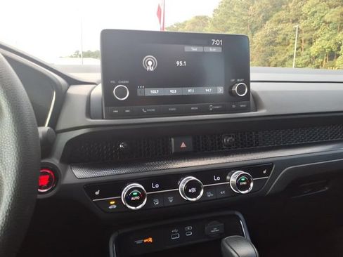 Used 2025 Honda CR-V EX image 17