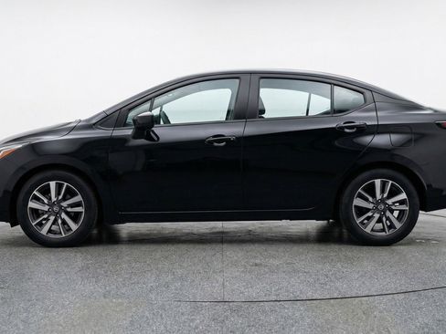 Used 2025 Nissan Versa SV image 5