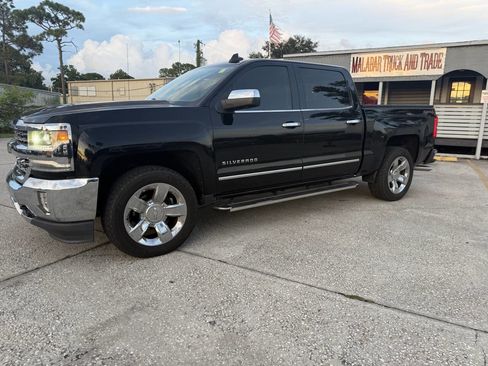 Used 2016 Chevrolet Silverado 1500 LTZ image 3