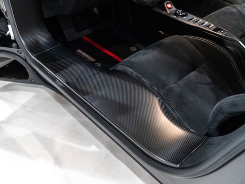 Used 2019 Ford GT image 33