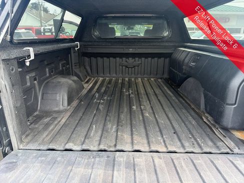 Used 2022 Chevrolet Silverado 1500 RST AWD/4WD image 26