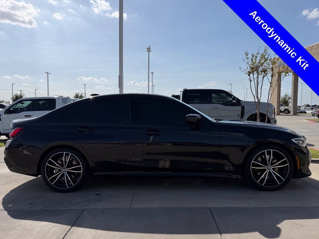 Used 2020 BMW 330i Sedan w/ M Sport Package RWD image 20