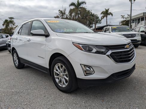 Used 2021 Chevrolet Equinox LT FWD image 2