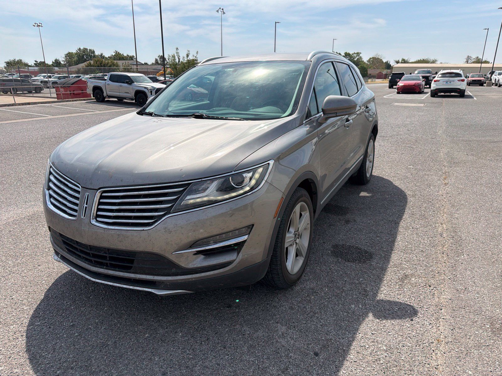 Used 2017 Lincoln MKC Premiere FWD image 2