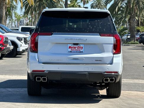 New 2026 GMC Yukon XL Denali Ultimate AWD/4WD image 5