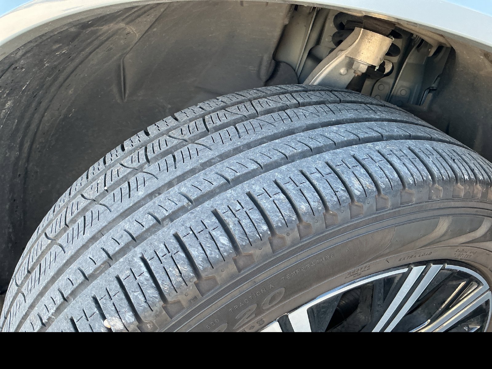 Certified 2025 Volvo XC90 B5 Core AWD/4WD image 26