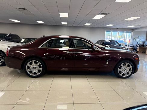 Used 2011 Rolls-Royce Ghost RWD image 2