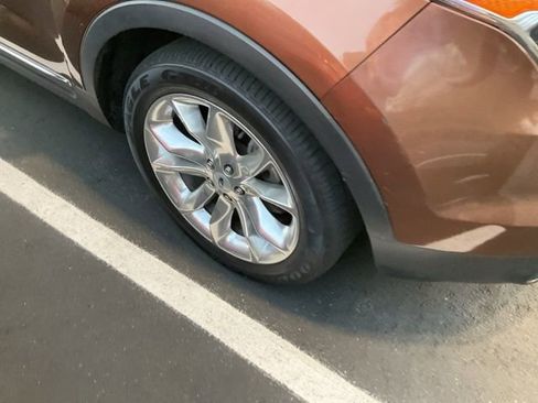 Used 2012 Ford Explorer Limited image 3