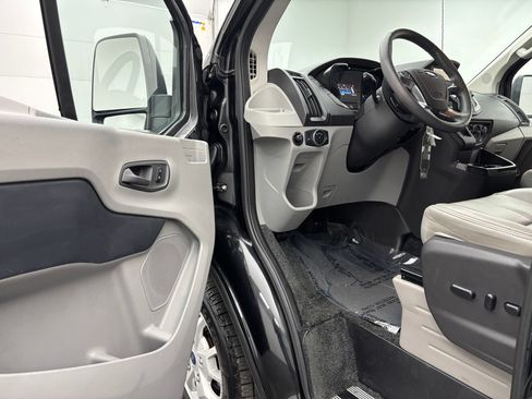 Used 2015 Ford Transit 150 130 Low Roof w/ Exterior Upgrade Package RWD image 16