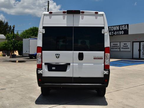 Used 2022 RAM ProMaster 2500 FWD image 6