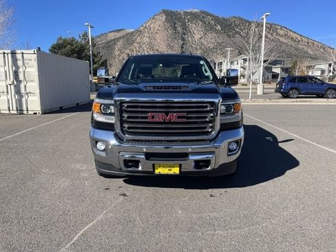 Used 2019 GMC Sierra 2500 SLT w/ Duramax Plus Package image 8