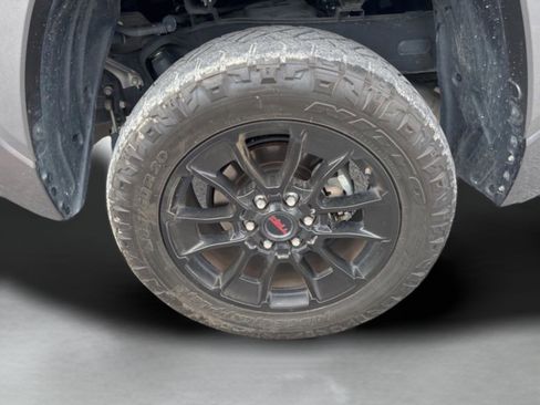 Used 2024 Toyota Tundra Limited w/ Power Package image 38