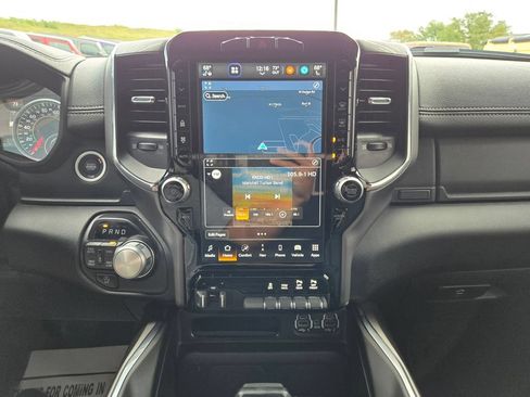 Used 2024 RAM 1500 Laramie AWD/4WD image 23