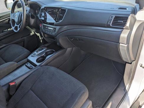 Used 2022 Honda Pilot Sport image 22