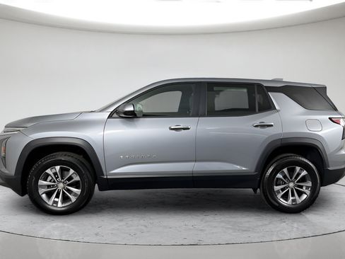 New 2026 Chevrolet Equinox LT AWD/4WD image 8