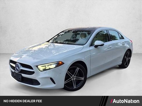 Certified 2019 Mercedes-Benz A 220 image 1
