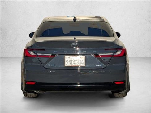 Used 2025 Toyota Camry XLE image 7