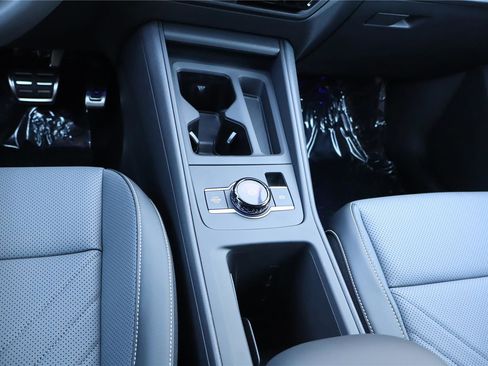 New 2026 Volkswagen Tiguan SE R-Line image 21