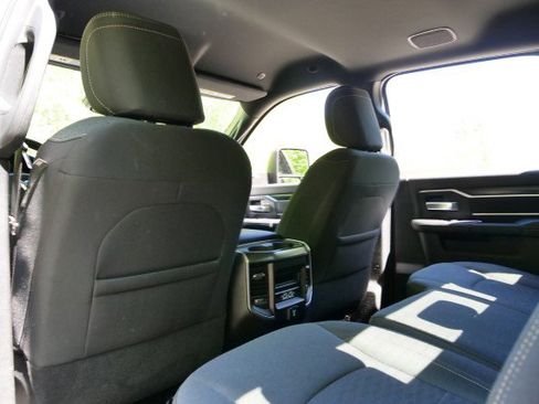 Used 2025 RAM 3500 Big Horn image 28