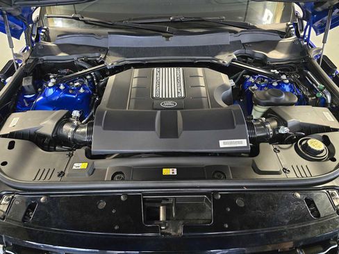 Used 2021 Land Rover Range Rover P525 Westminster Edition LWB image 9