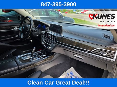 Used 2016 BMW 750i xDrive AWD/4WD image 36
