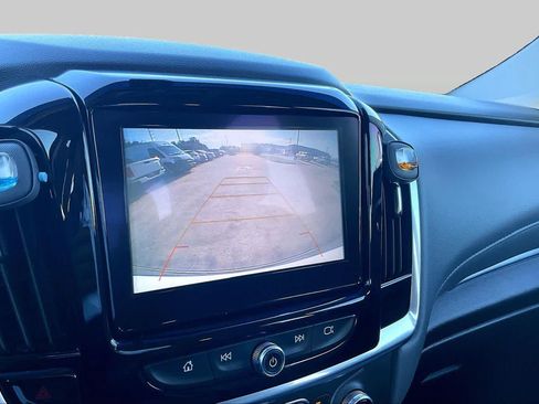 Used 2019 Chevrolet Traverse LT FWD image 28