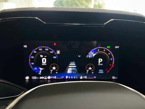 New 2024 Chevrolet Colorado LT w/ LT Convenience Package III image 14