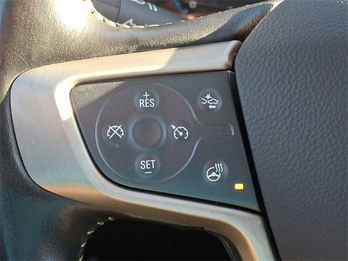 Used 2022 GMC Canyon Denali image 21