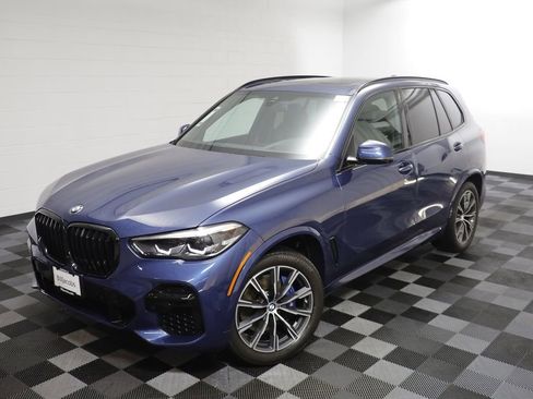 Certified 2023 BMW X5 xDrive40i w/ M Sport Package image 2