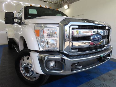 Used 2016 Ford F450 Lariat w/ Lariat Ultimate Package image 3
