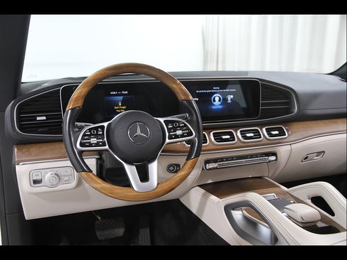 Used 2021 Mercedes-Benz GLE 350 4MATIC image 6