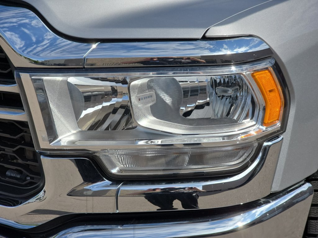 Used 2022 RAM 3500 Tradesman AWD/4WD image 32