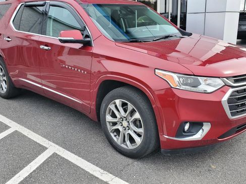 Used 2020 Chevrolet Traverse Premier w/ LPO, Floor Liner Package image 2