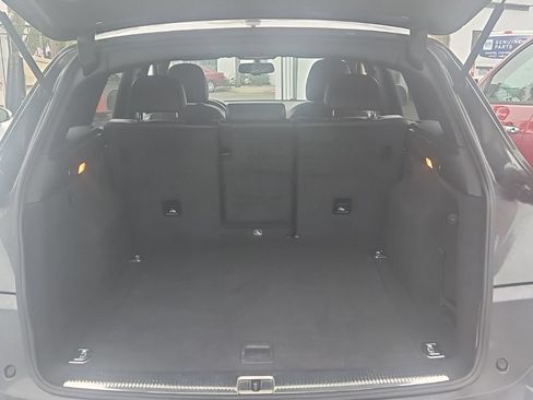 Used 2015 Audi SQ5 Premium Plus w/ Technology Package AWD/4WD image 7