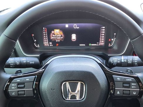 New 2026 Honda Pilot Touring image 18
