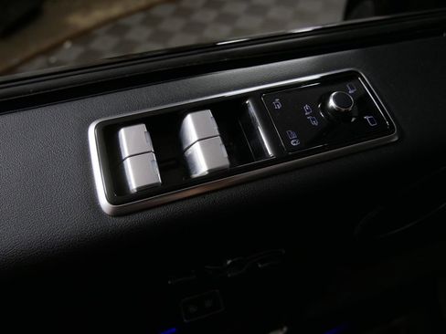 Used 2022 Land Rover Range Rover Westminster Edition image 15