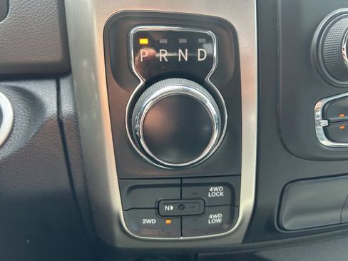 Used 2019 RAM 1500 Classic SLT w/ Luxury Group AWD/4WD image 33