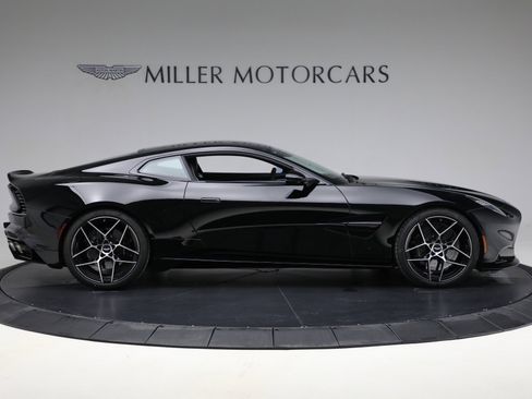 New 2025 Aston Martin Vanquish image 9