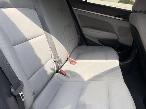 Used 2018 Hyundai Elantra SEL FWD image 14