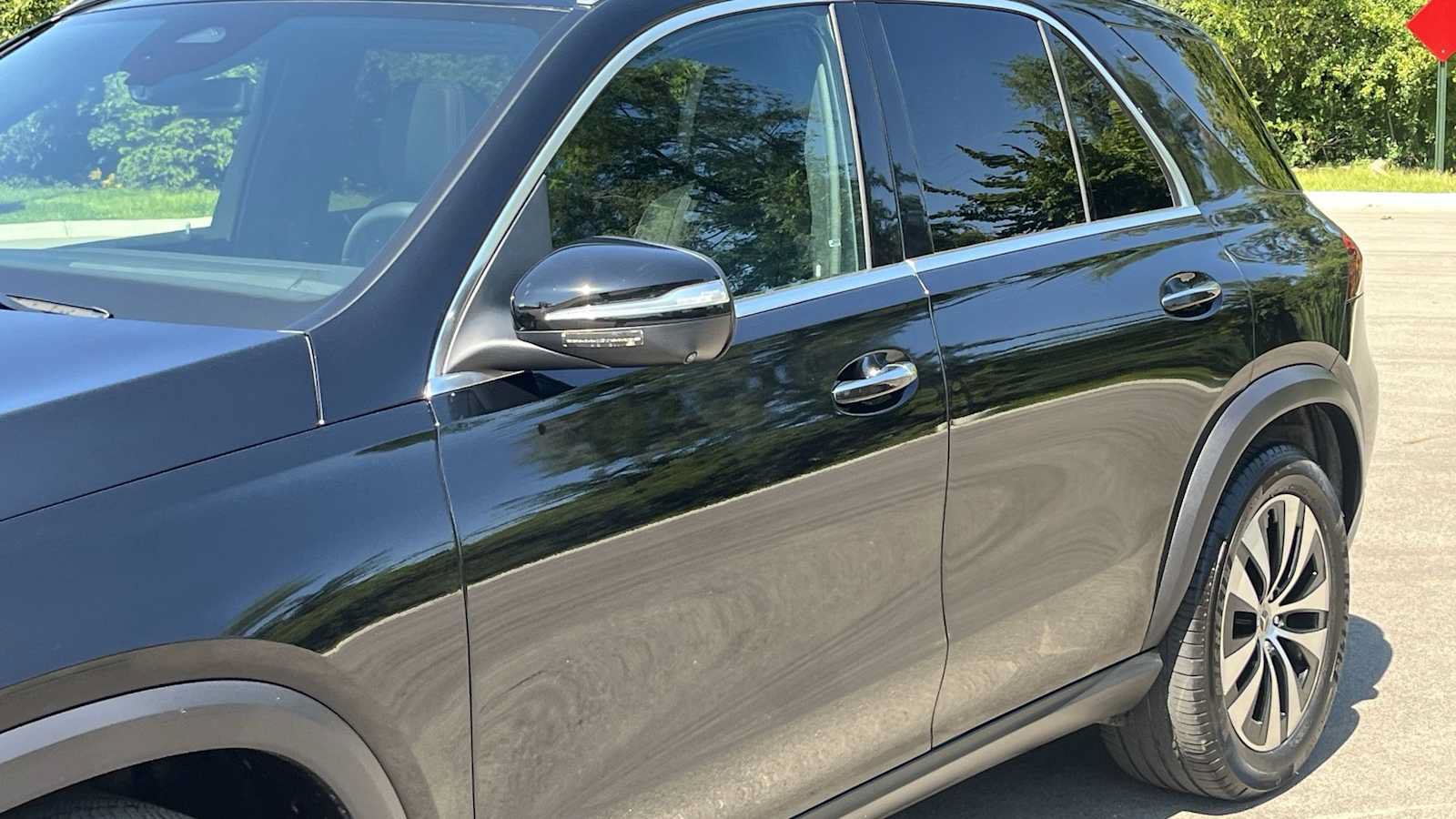 Certified 2025 Mercedes-Benz GLE 350 4MATIC image 15