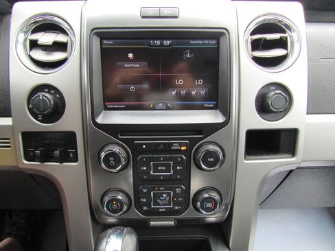 Used 2014 Ford F150 FX4 w/ Equipment Group 402A Luxury image 14