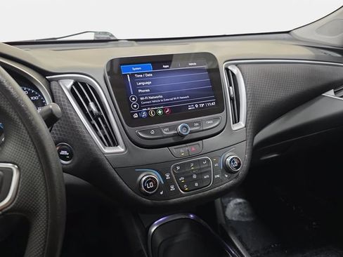 Used 2025 Chevrolet Malibu LT FWD image 20