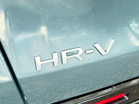 Used 2027 Honda HR-V EX-L image 8