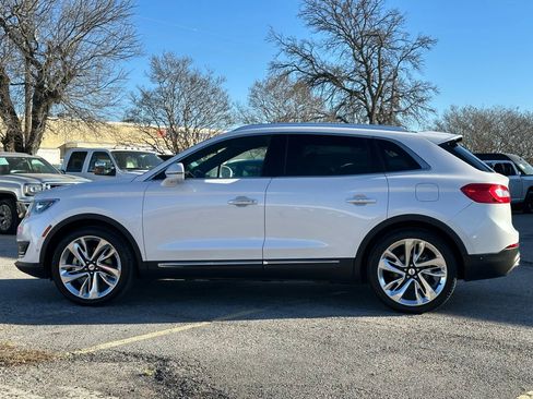 Used 2017 Lincoln MKX Reserve w/ Driver Assistance Package image 3