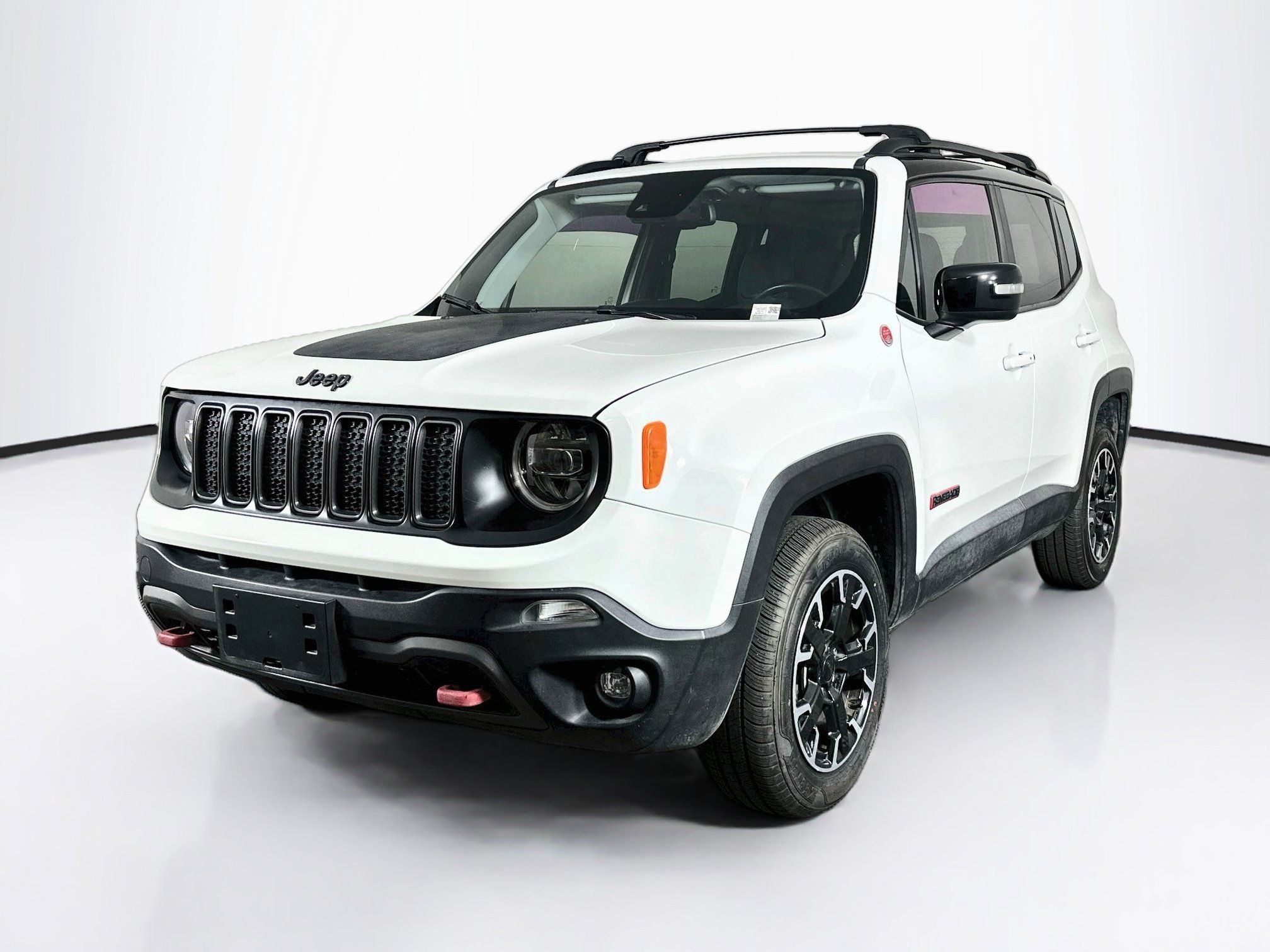 Used 2023 Jeep Renegade Trailhawk w/ Sun/Sound Group AWD/4WD image 3