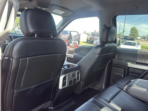 Used 2019 Ford F350 Lariat w/ Lariat Ultimate Package AWD/4WD image 24