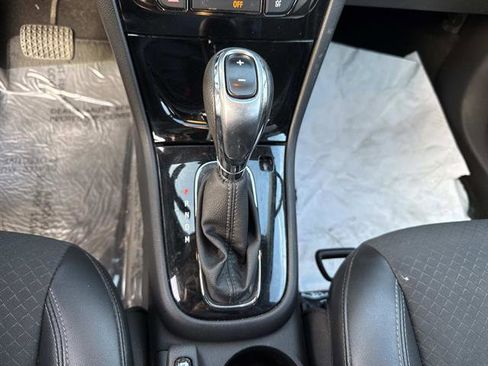 Used 2018 Buick Encore Preferred image 22