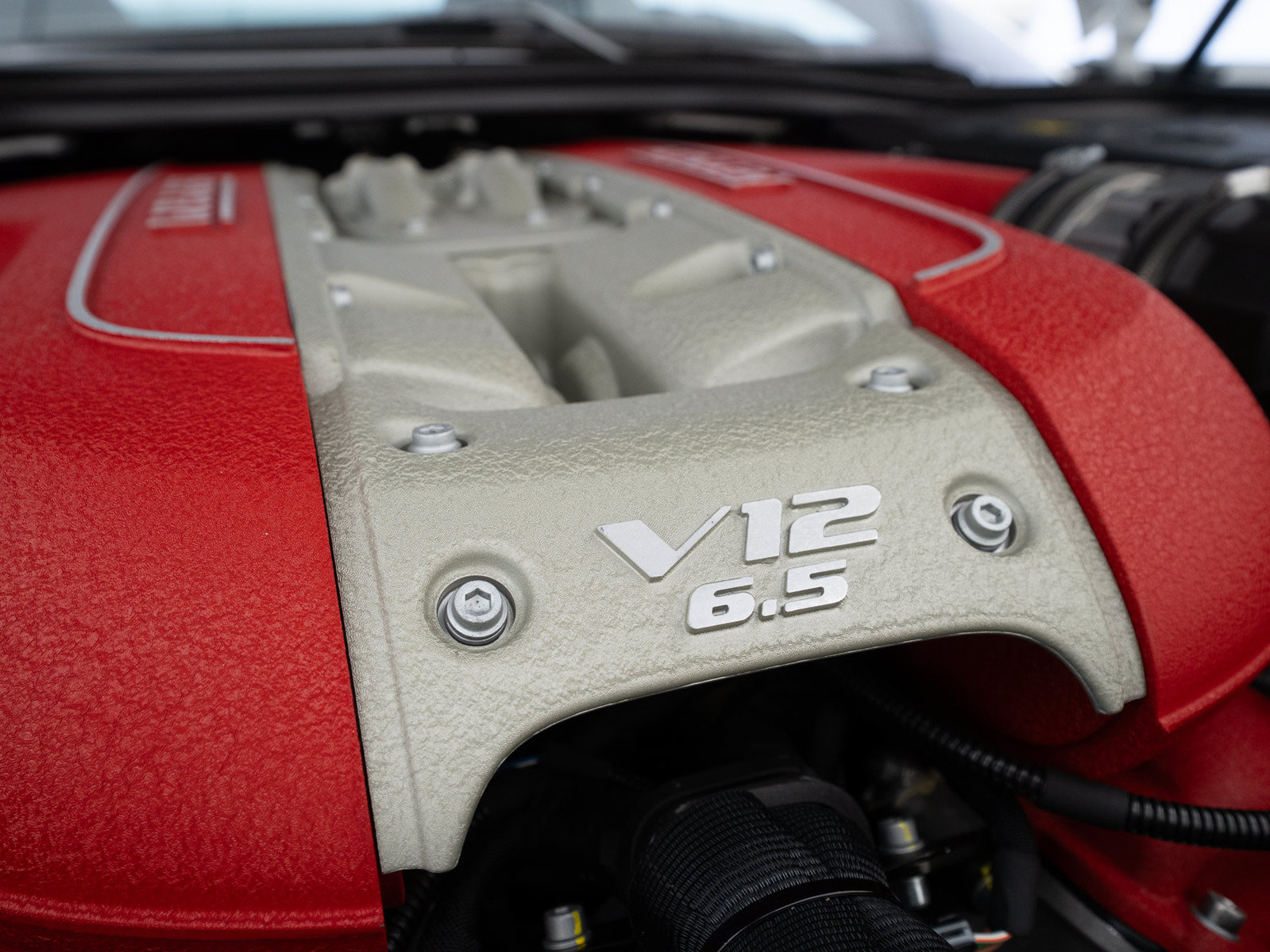 Used 2022 Ferrari 812 GTS RWD image 35