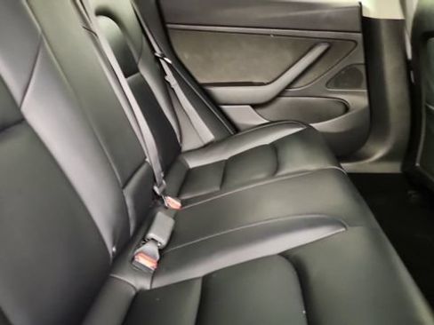 Used 2019 Tesla Model 3 RWD image 27